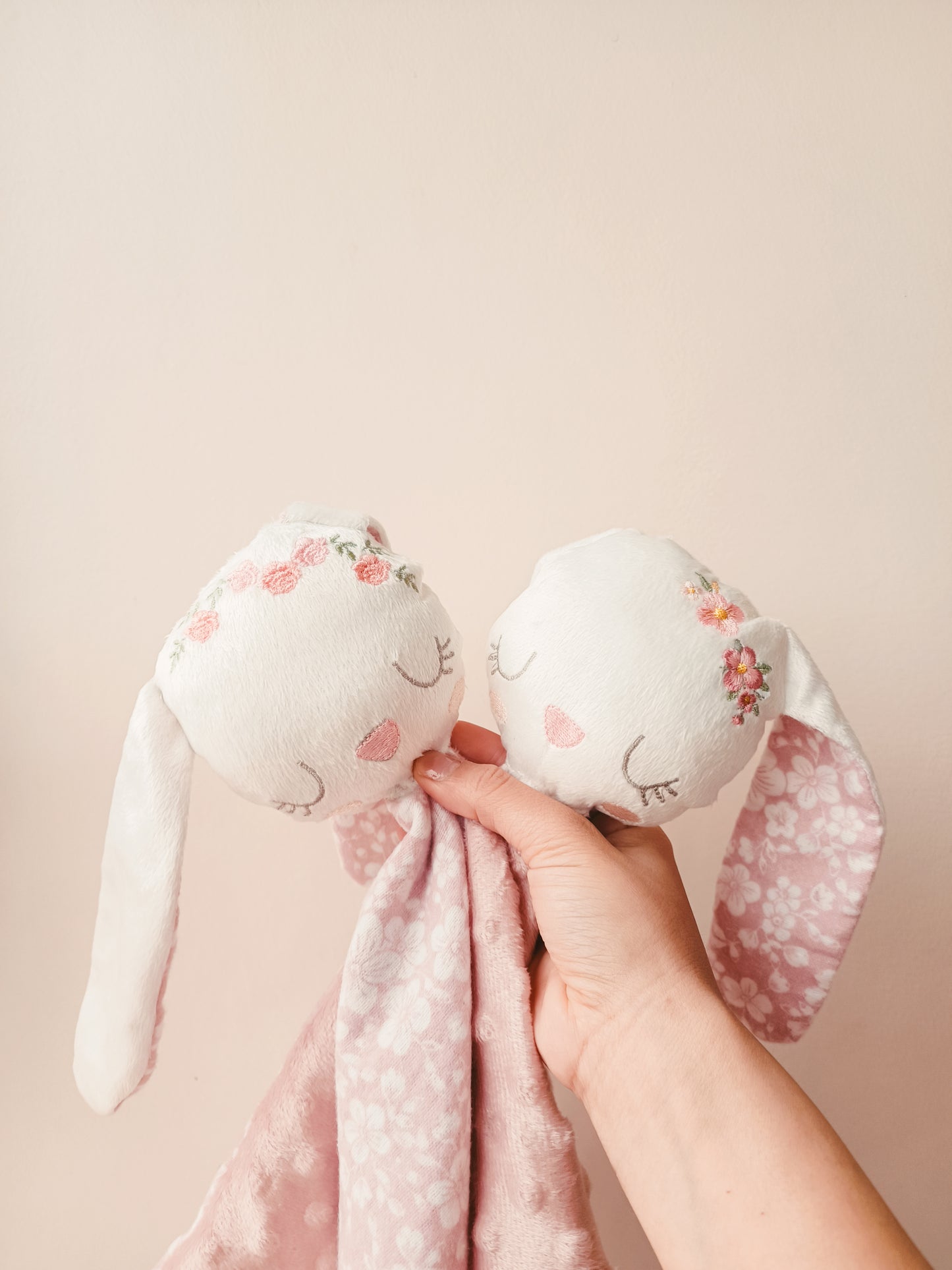 Tuto de apego conejita y flores