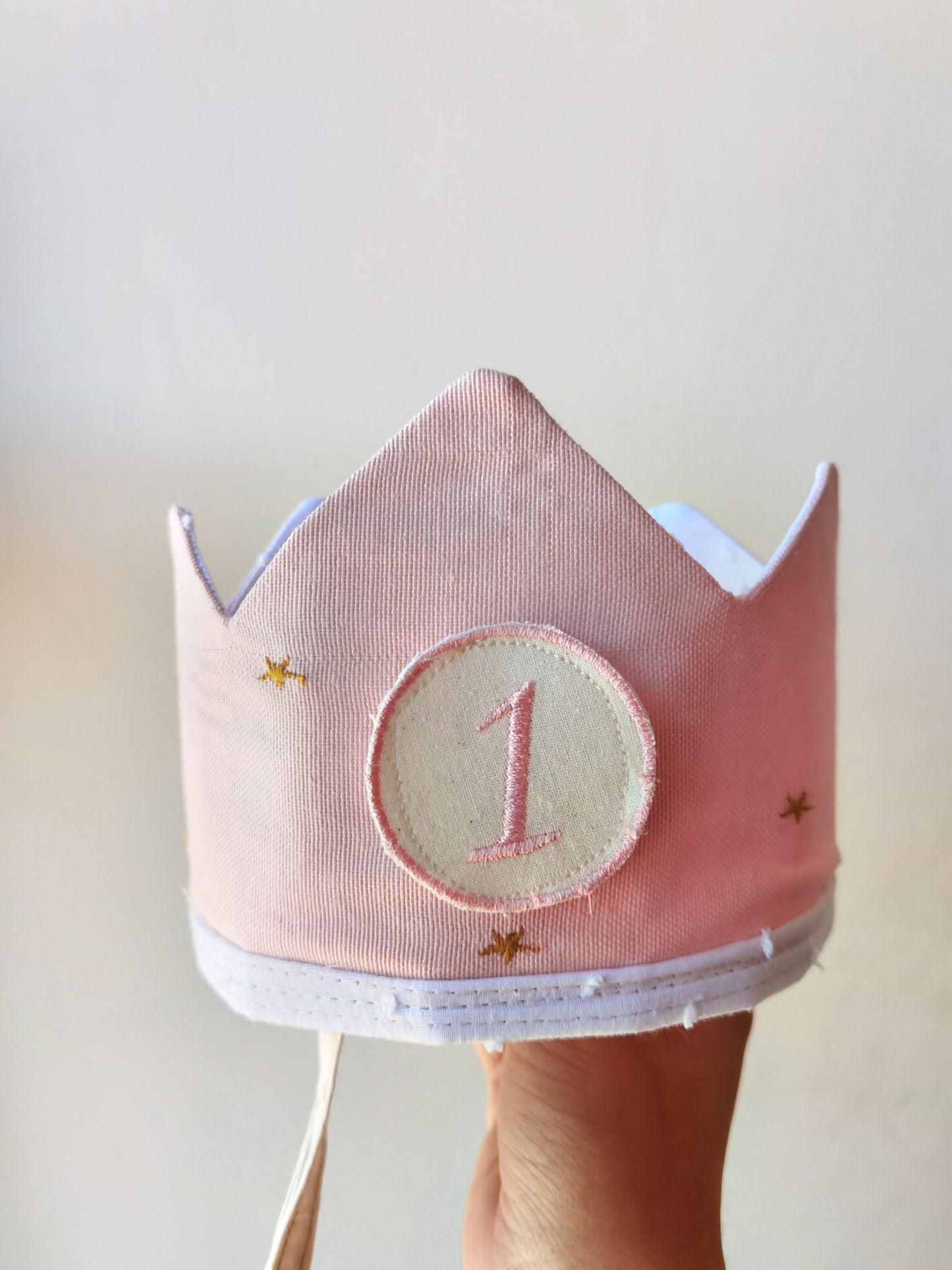Coronita personalizada para cumpleaños con flores lila🌷 wawastage_ropa_para_bebe_guagua