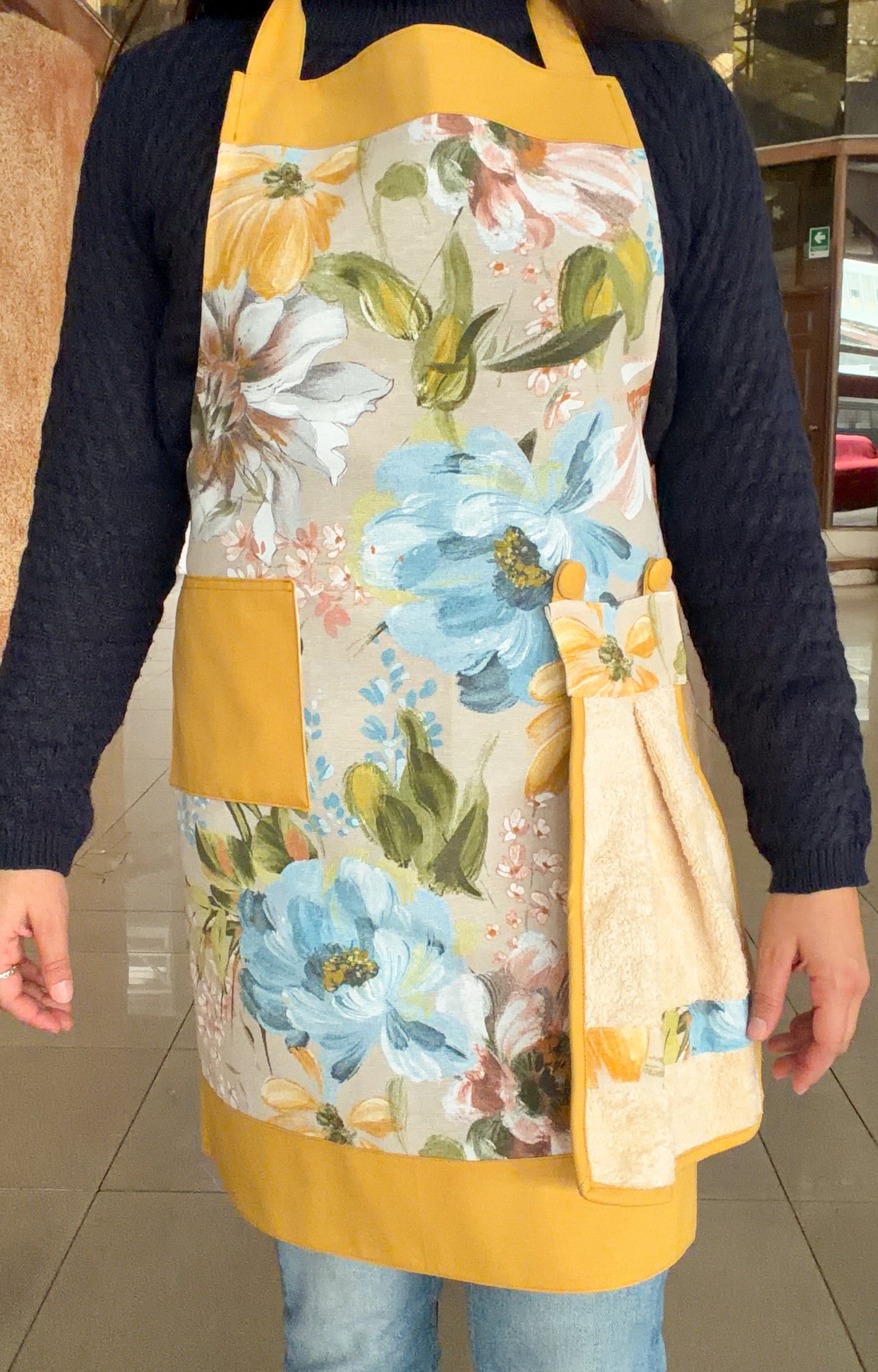 Delantal de Cocina Maison Acuarela Flores Celestes
