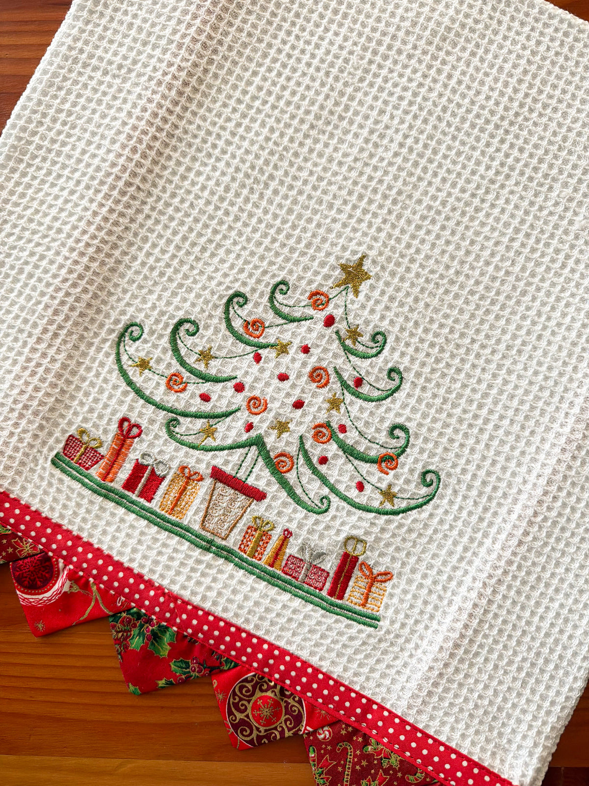 Paño de Cocina Navideño Rojo Bordado bordado navideño Wawa Stage 7