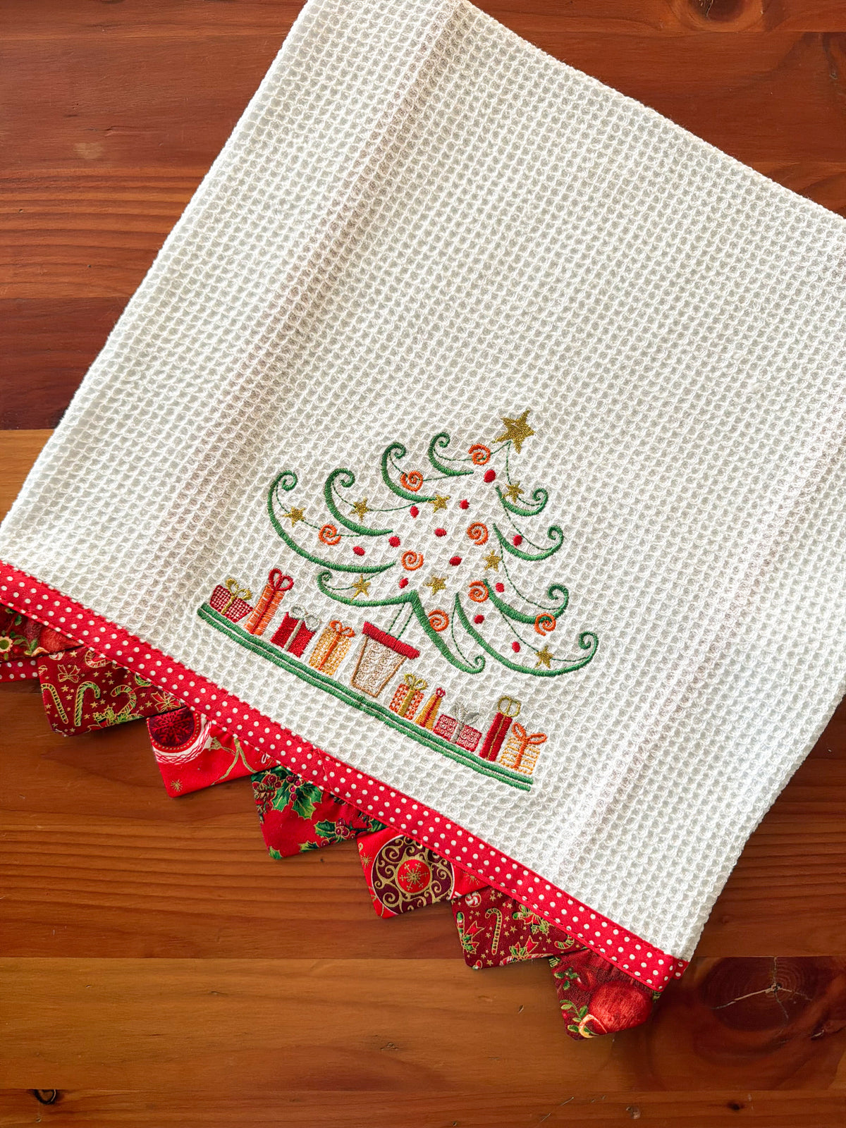 Paño de Cocina Navideño Rojo Bordado bordado navideño Wawa Stage 5