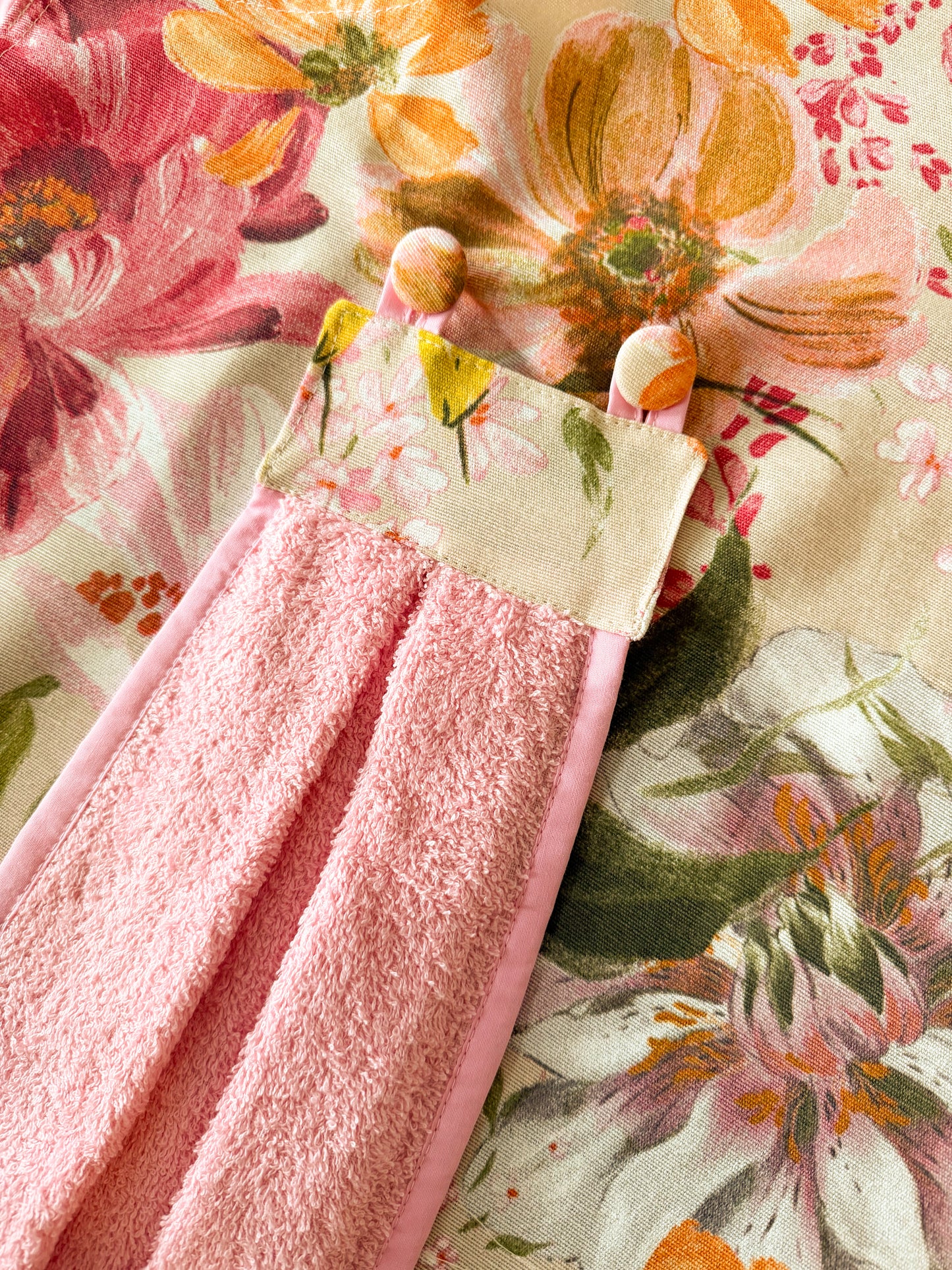 Delantal de Cocina Maison Acuarela Flores Rosadas
